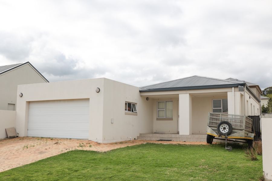 3 Bedroom Property for Sale in Somerset Forest Western Cape